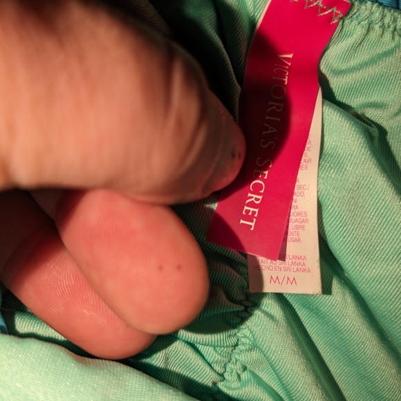 Victoria Secret scrunch bikini bottoms - Picture 2 of 3